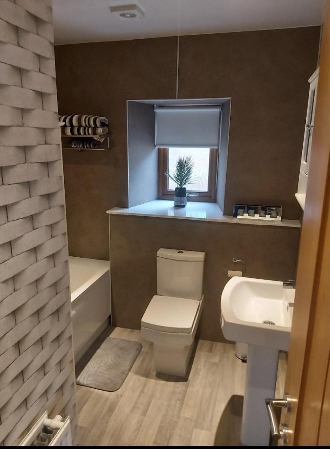 5 Riverside Place Thurso. 2 Bed, 2 Bathrooms. Екстер'єр фото
