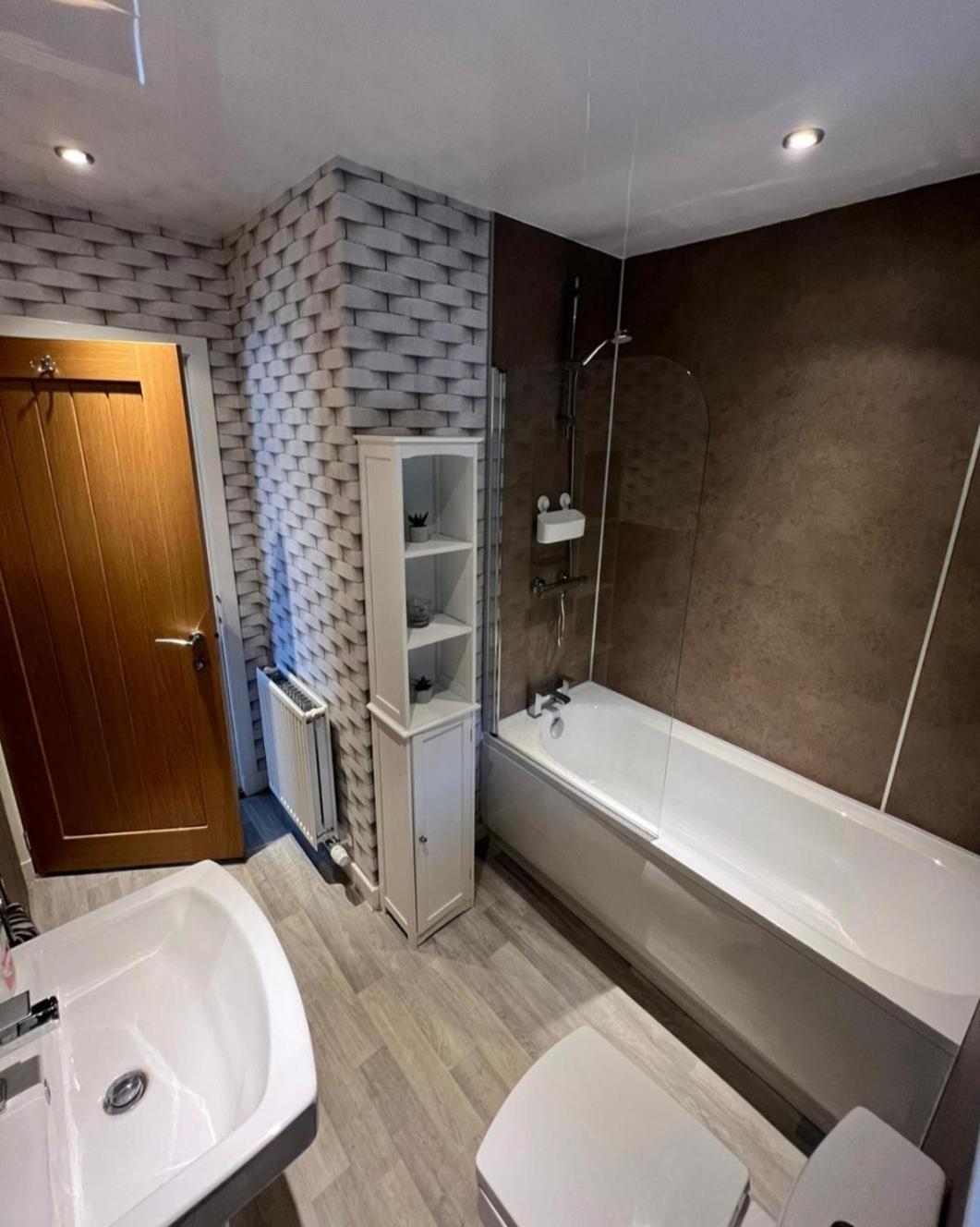 5 Riverside Place Thurso. 2 Bed, 2 Bathrooms. Екстер'єр фото